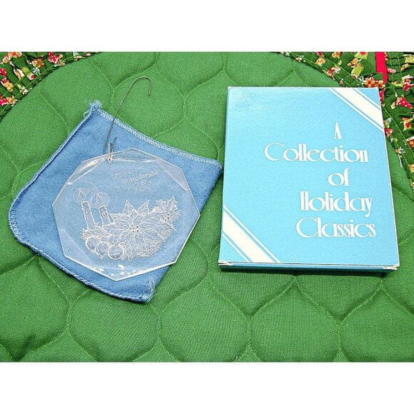 Vintage 1981 Etched Candles Wreath Acrylic Christmas Ornament Holiday Classics - Picture 9 of 9